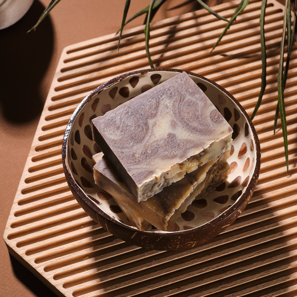 Pattanásos bőr barátai: szérumok és natúr szappanok