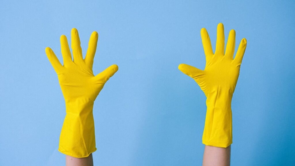 A gumikesztyű rejtett hős: háztartási munkák megkönnyítése és védelme